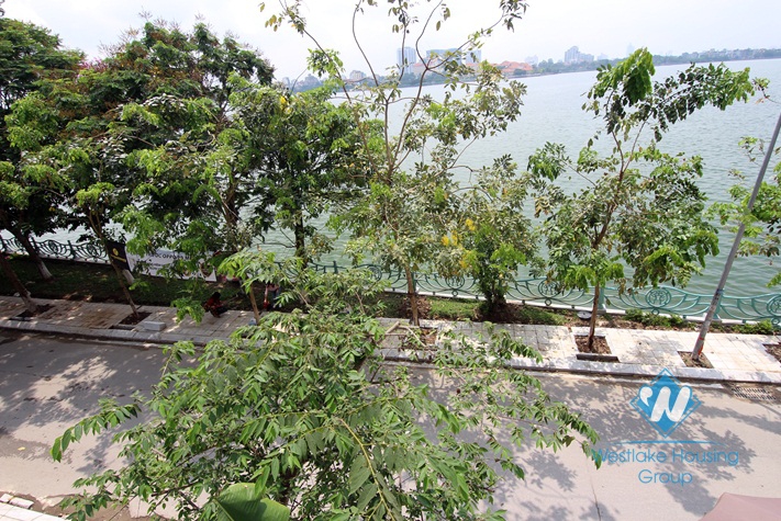 Lakeside colonial villa with lots of characters for rent in Tay Ho